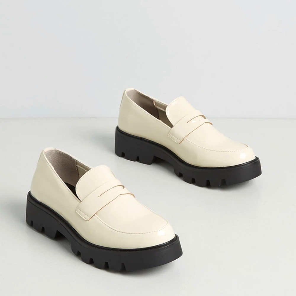 New Chinese Laundry Platform Faux Leather Loafers